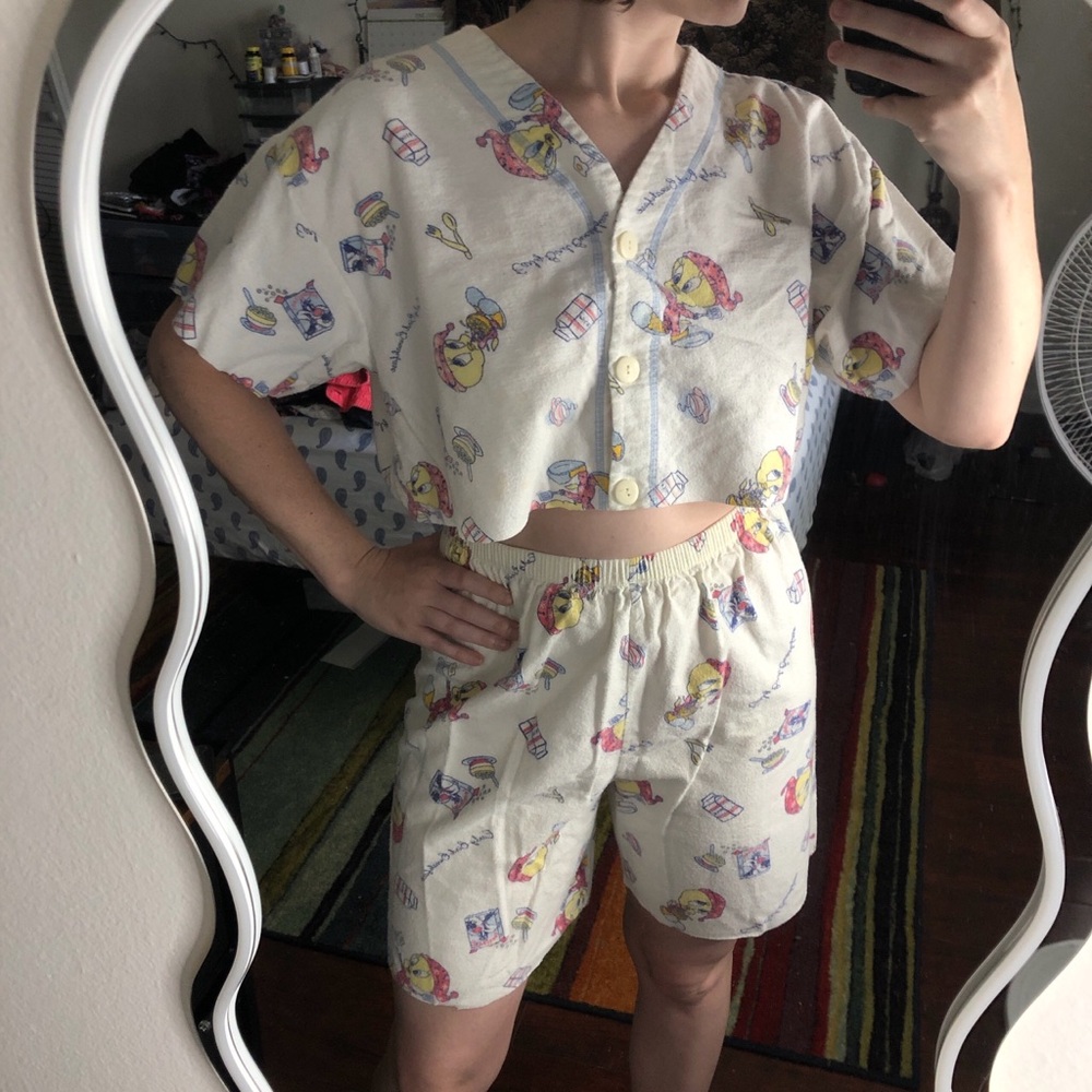 Vintage y2k Looney Tunes Tweety Bird cartoon graphic pajama 2-piece set